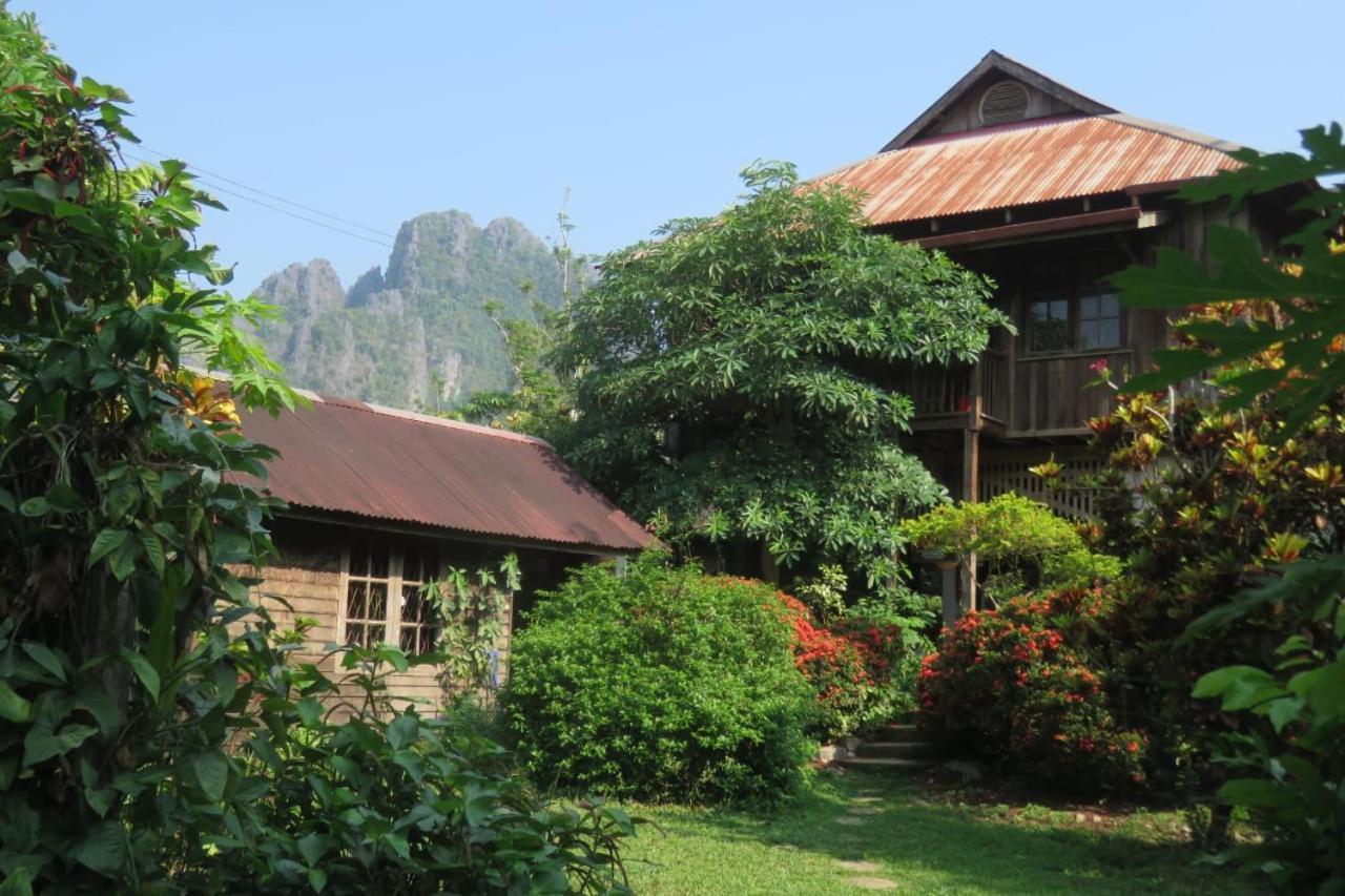 Maylyn Guesthouse Vang Vieng Exterior photo